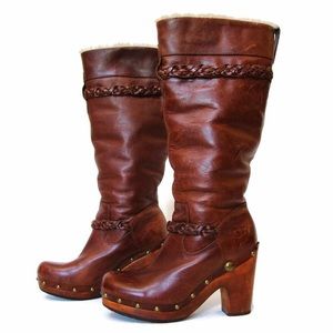 Ugg Savanna Clog Boots